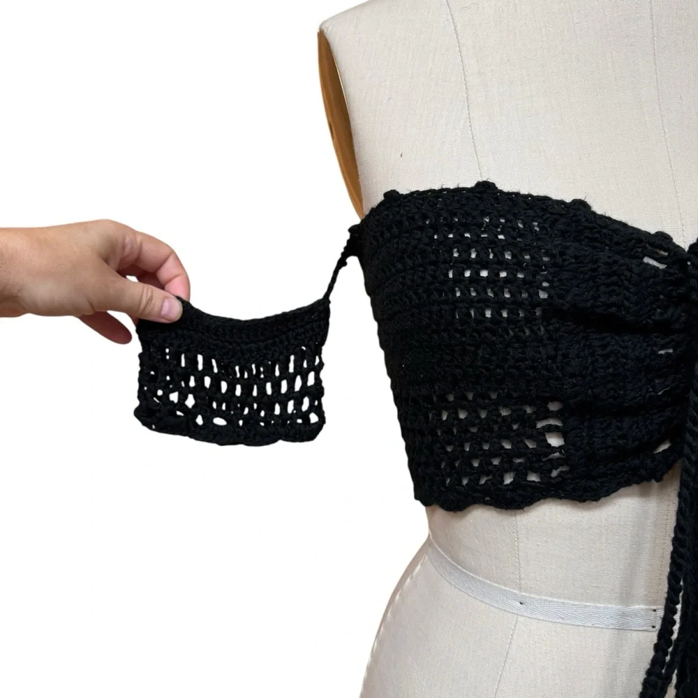 Boohoo Black Crochet Crop Top Womens S Strapless Goth Romantic Boho Fairy Grunge